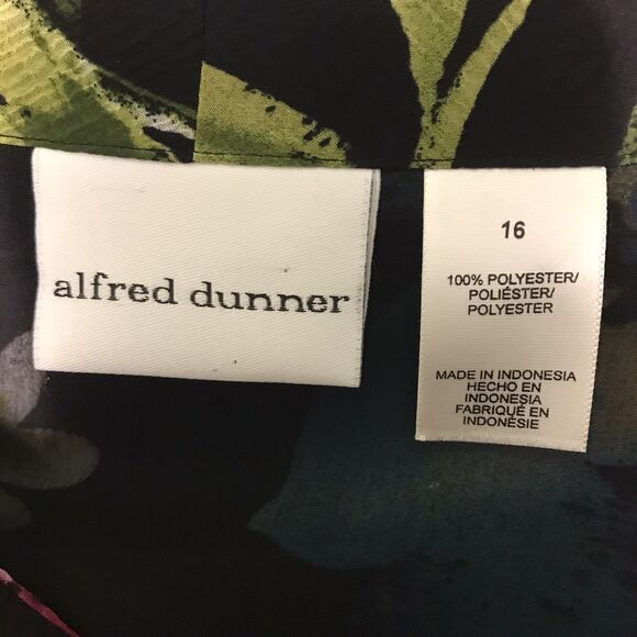 Alfred Dunner Women's 16 Black Floral Blouse Short Sleeve Button-Up Lined Top - Picture 6 of 7
